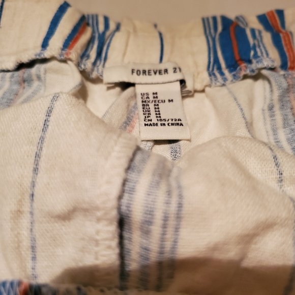 Forever21 Medium Blue/Cream Striped Shorts - Picture 4 of 4
